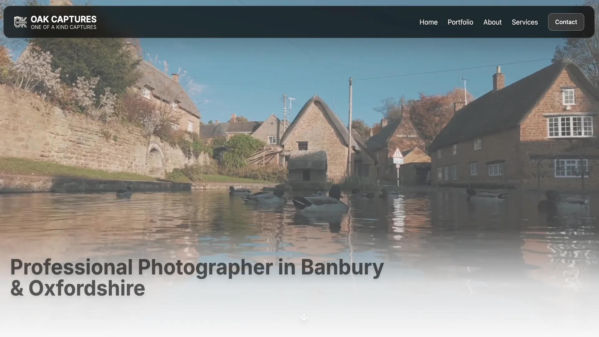 Oak Captures photography business homepage with professional branding